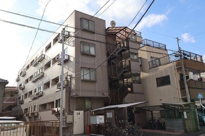 コーポラス石井の物件外観写真