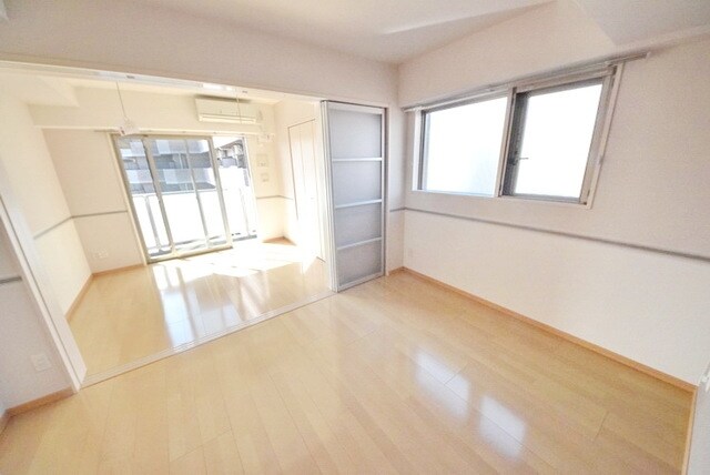 プライムコート千成の物件内観写真