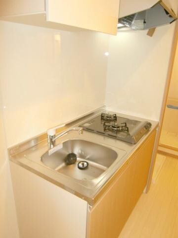 レクサス南八幡の物件内観写真