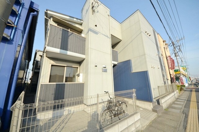 クレフラスト上尾　の物件外観写真