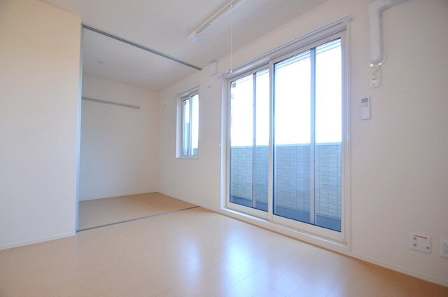 クレスト登戸の物件内観写真