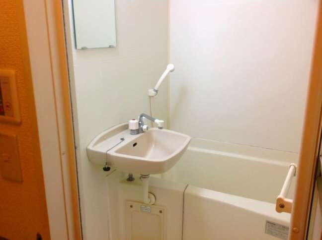 レオパレスレヴ　メゾンの物件内観写真