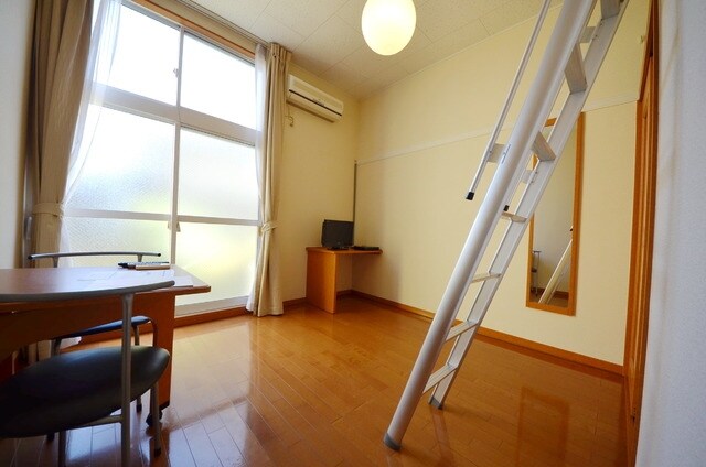 レオパレスパインズ２号の物件内観写真