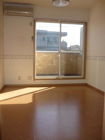 エヴィアンの物件内観写真