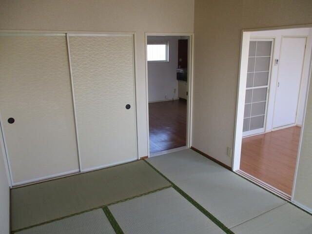 逆川ハイツの物件内観写真