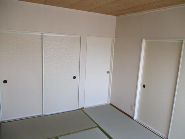 逆川ハイツの物件内観写真