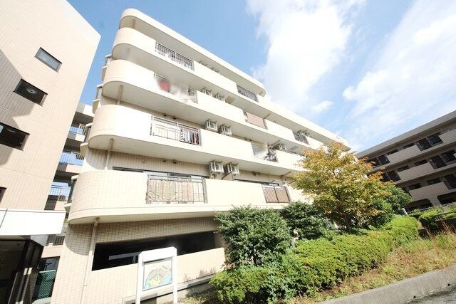 アーバンパーク三ツ池公園Ｅの物件外観写真