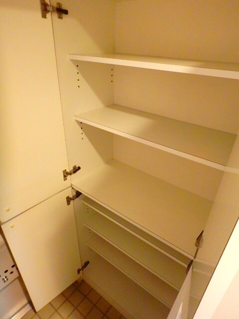 ホワイトガーデン東田の物件内観写真