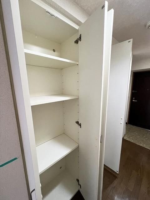 サンリバーオオモリの物件内観写真