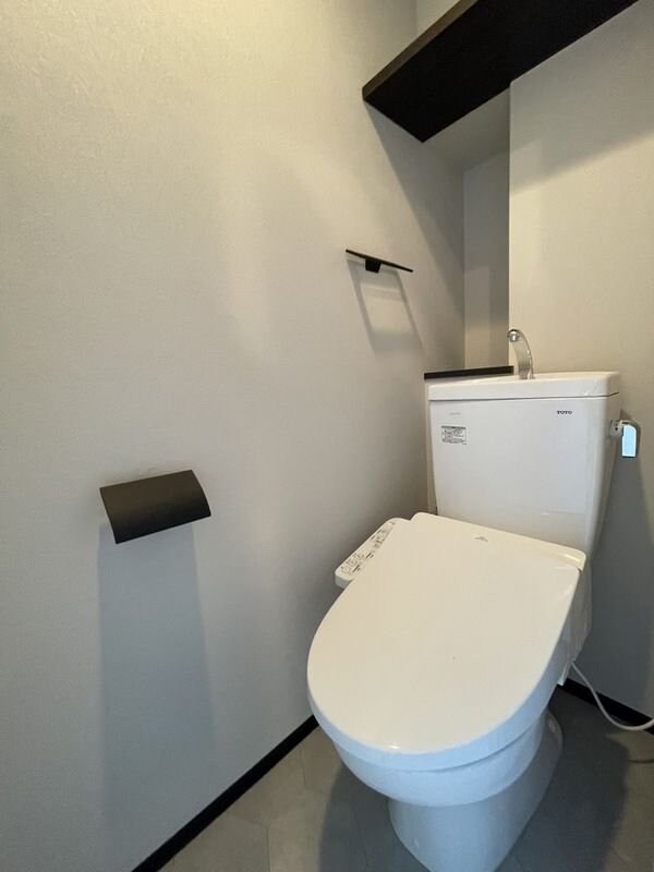 エストゥルース横浜子安の物件内観写真