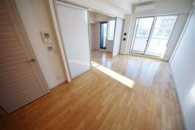 カスタリア鶴見の物件内観写真