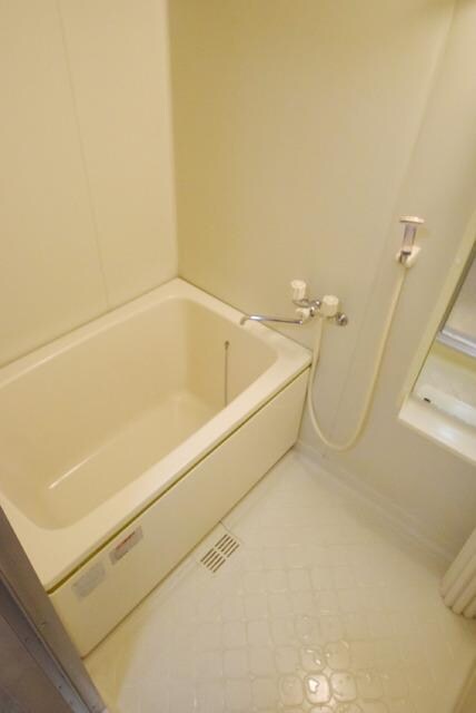 アブレスト西日暮里の物件内観写真