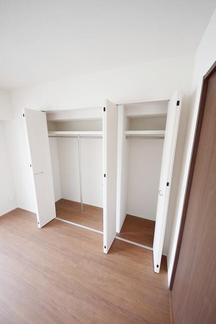 コスモグランス東日暮里の物件内観写真