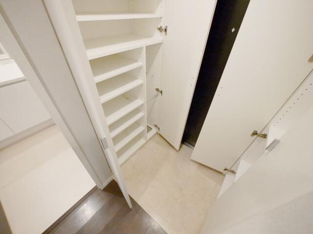 エスティメゾン赤羽の物件内観写真