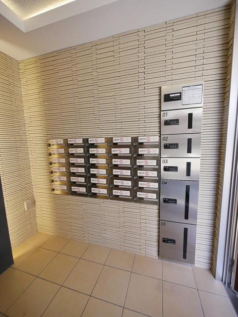 セリーン志村の物件内観写真