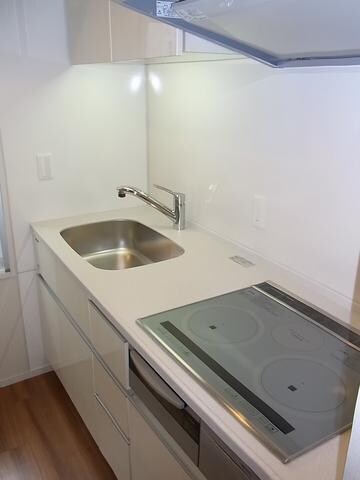 コンフォリア池袋ＤＥＵＸの物件内観写真