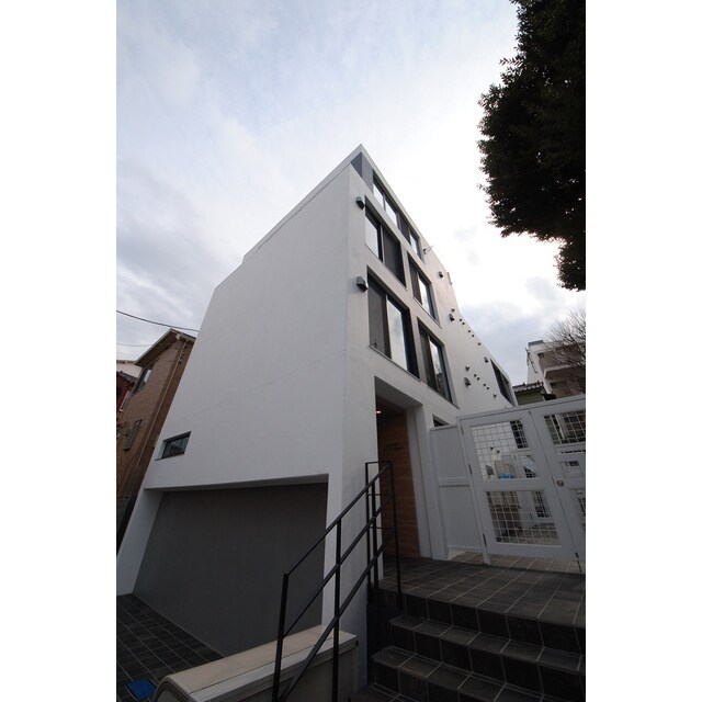 LEGALAND早稲田南の物件外観写真