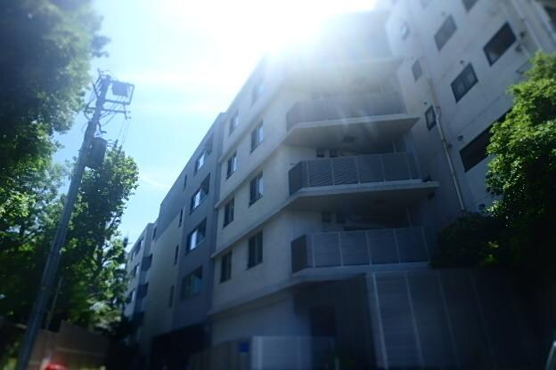 コスモリード新宿余丁町の物件内観写真