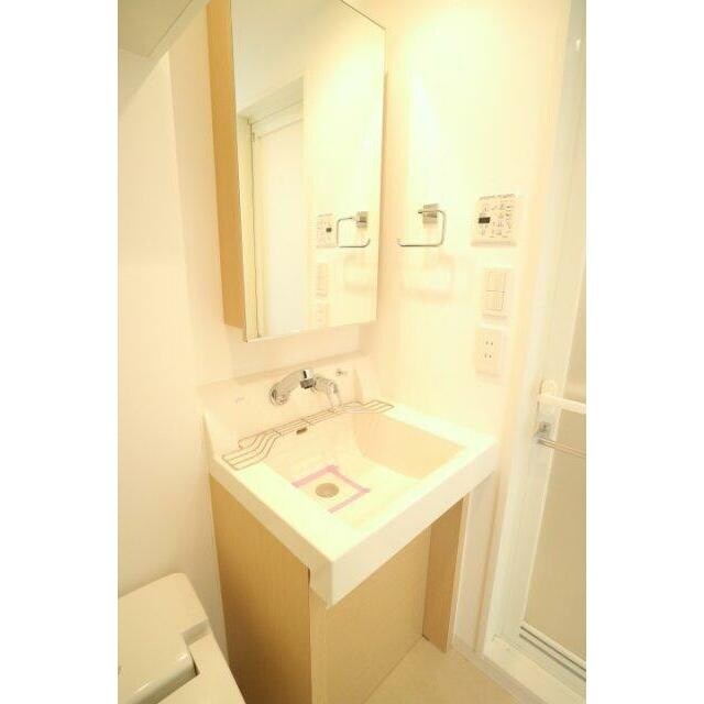 プラウドフラット森下の物件内観写真