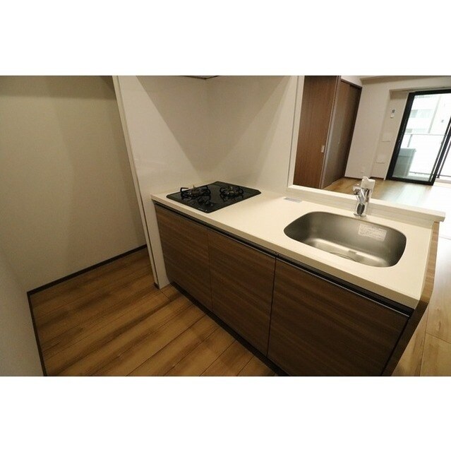 PEAKS神田の物件内観写真