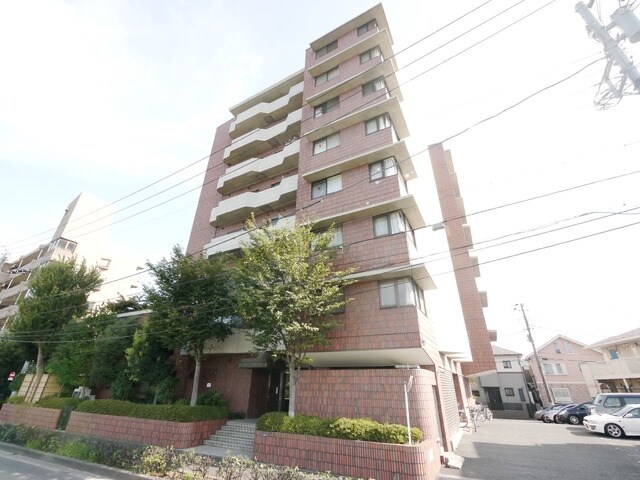 ザ・クレストの物件外観写真