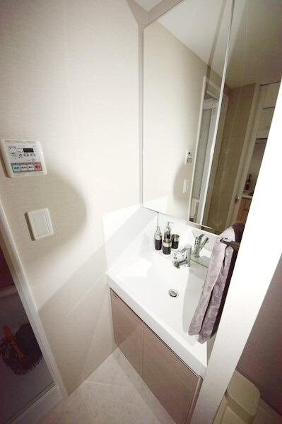 コンフォリア錦糸町ＤＥＵＸの物件内観写真