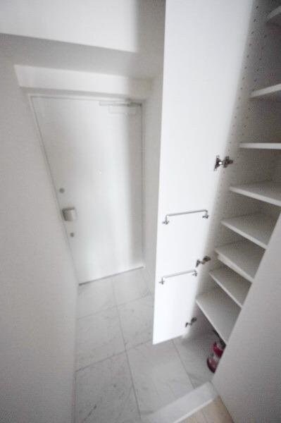 コンフォリア錦糸町ＤＥＵＸの物件内観写真