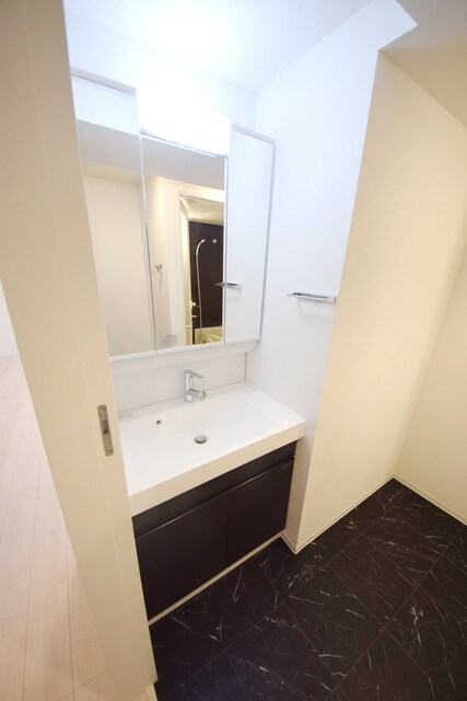 ルクレ上野の物件内観写真