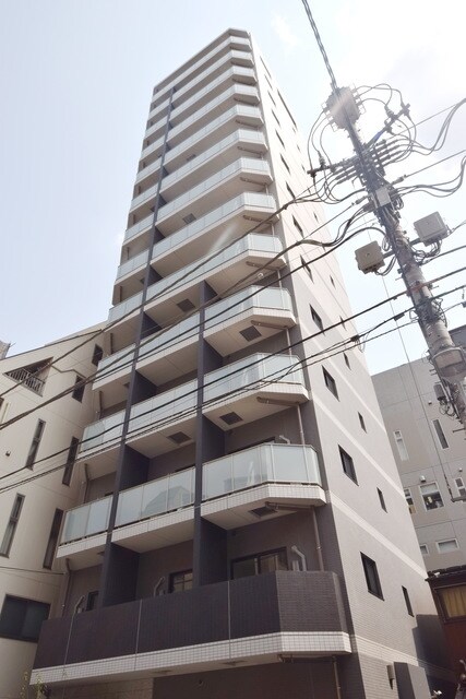 XEBEC上野の物件外観写真