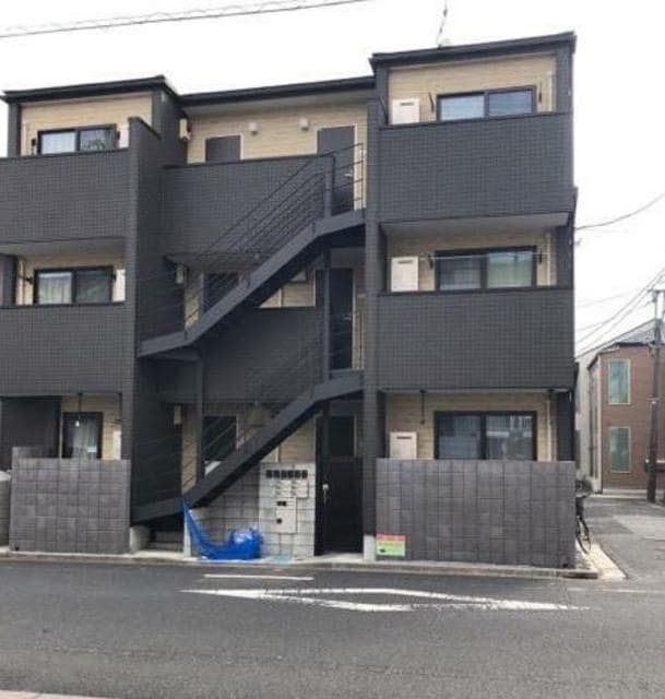 グラン綾瀬の物件外観写真