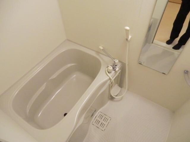 ロイヤルKJの物件内観写真