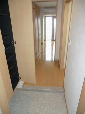 ロイヤルKJの物件内観写真