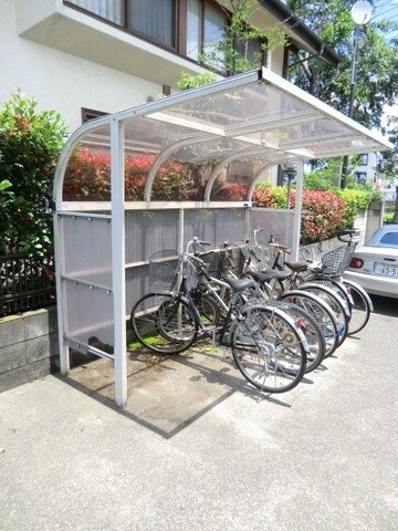 メゾンデリシュウズの物件内観写真