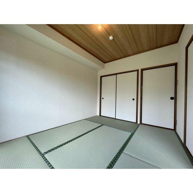 グリーンゲーブルの物件内観写真