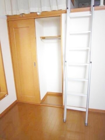 レオパレスルート１２２の物件内観写真