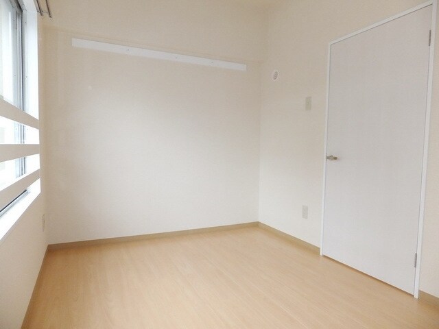 ジュネス桜田の物件内観写真