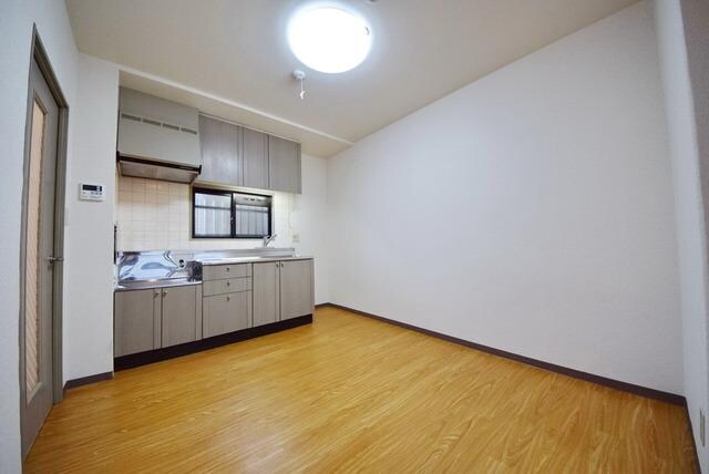 ポポラーレ壱番館の物件内観写真