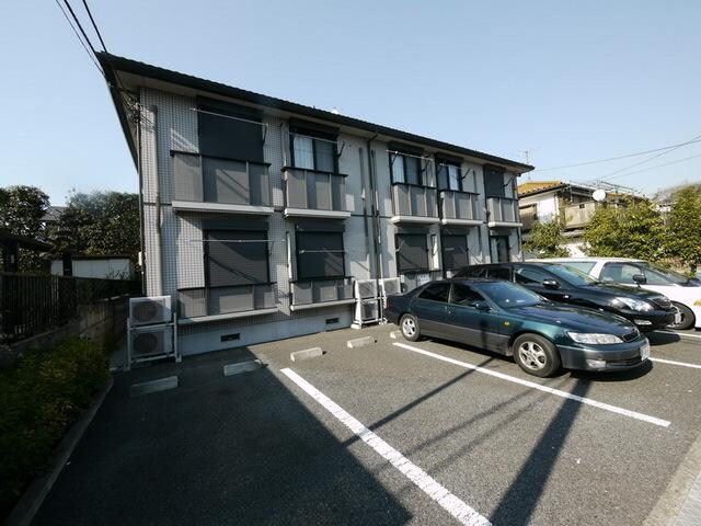 ラフォーレの物件外観写真