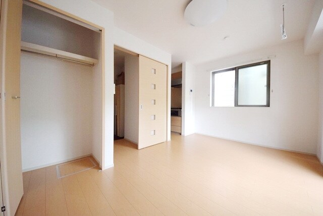 シャトルI芝の物件内観写真