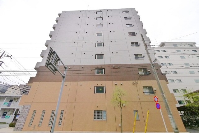 アトラスカーロ浦和常盤弐番館の物件外観写真