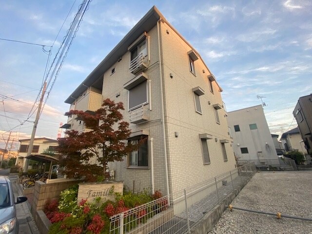 ファミーユの物件外観写真
