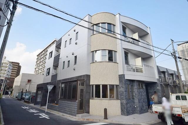 ＦＩＲＳＴ（ファースト）の物件外観写真