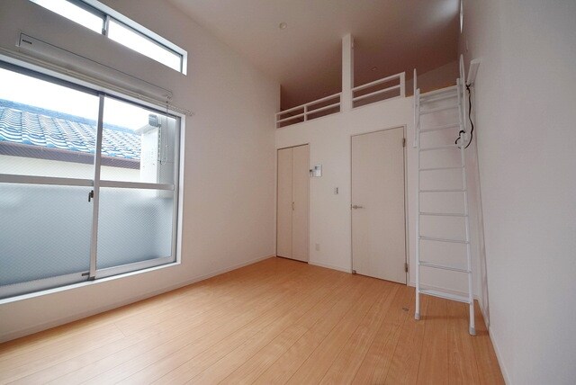 セカンドステージの物件内観写真