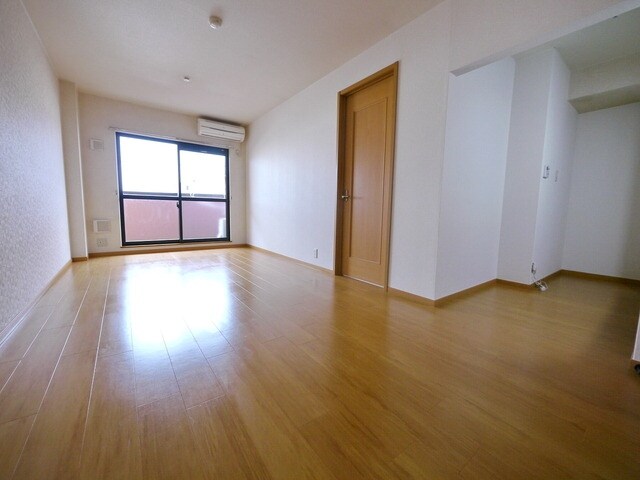 トゥジュール・ヴェールの物件内観写真