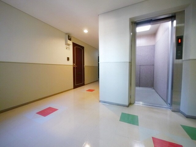 カージィーズ２１の物件内観写真