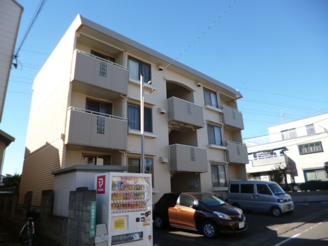 フジスカイマンションの物件外観写真