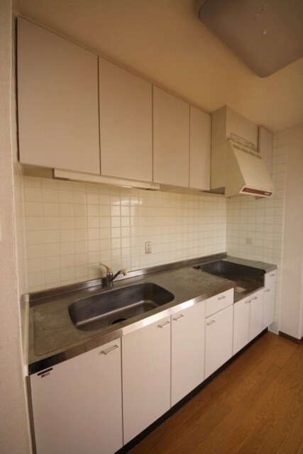 コーポレート中央林間2号棟の物件内観写真