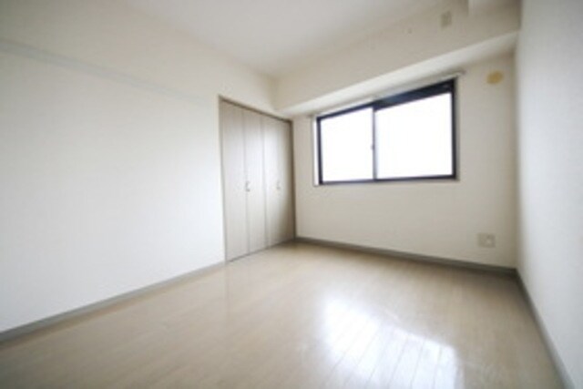 サザントゥリーIIの物件内観写真