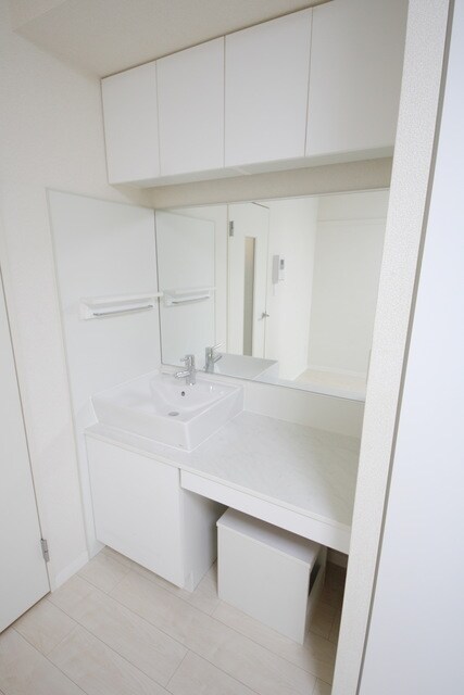 レオネクストウィステリアＲの物件内観写真