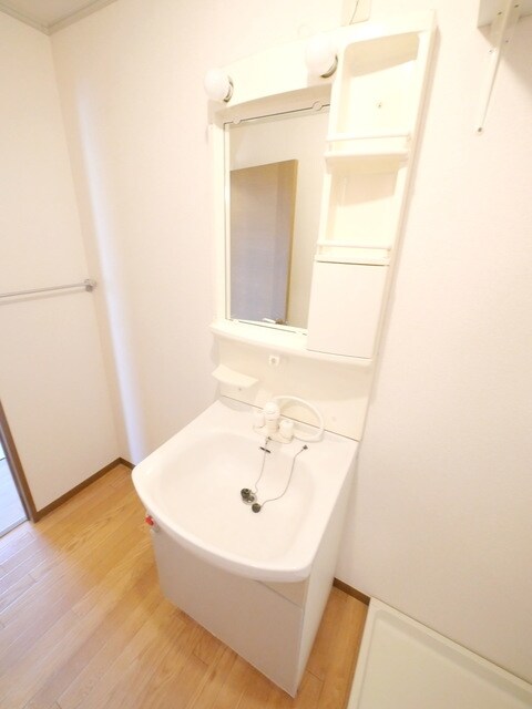 ルミエールAの物件内観写真